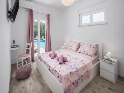 Villa Tomicich Hotels in 