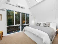 The Coast & Country Cottage Hotels in Flinders