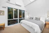 The Coast & Country Cottage Hotels in Flinders