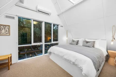 The Coast & Country Cottage