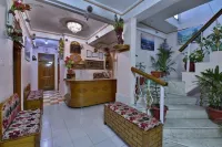 Hotel Ashish Inn - Kandaghat - 2 stjerner