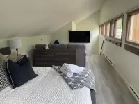 6Br Chalet I Ski Out I Private HotTub