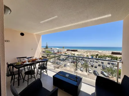 Monte Gordo Beach Ocean View 3 by Homing Отели рядом со станцией Monte Gordo