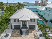 Beachcomber Life - 100 Gulf Beach Rd Home