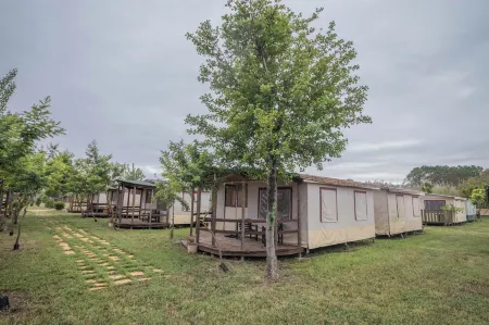 Camping Girasole Отели рядом с достопримечательностью «Supramonte di Baunei»