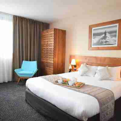 Kyriad Prestige Bordeaux Ouest Mérignac Rooms