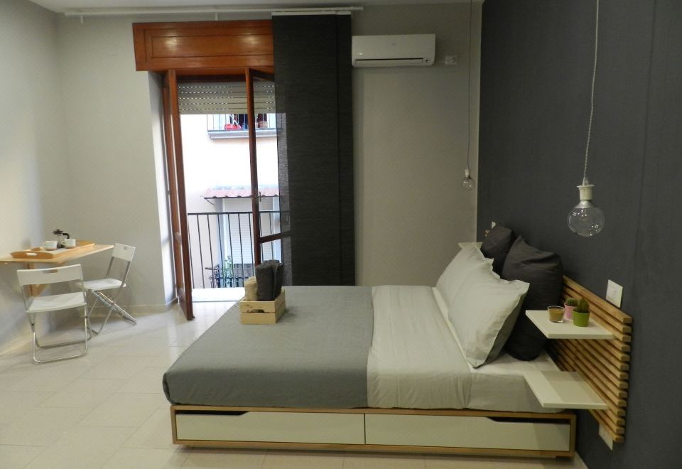 Mino 몰라 룸스(Mola Rooms) 3-Star Hotel room