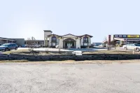 OYO Hotel Tulsa N Sheridan Rd & Airport Hotels in Tulsa