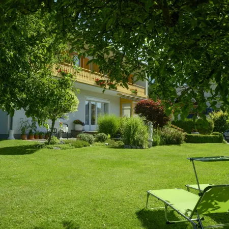 Haus Golker Ferienwohnungen & Frühstückspension