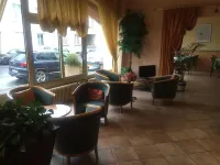 Anne de Beaujeu Hotels in Gien
