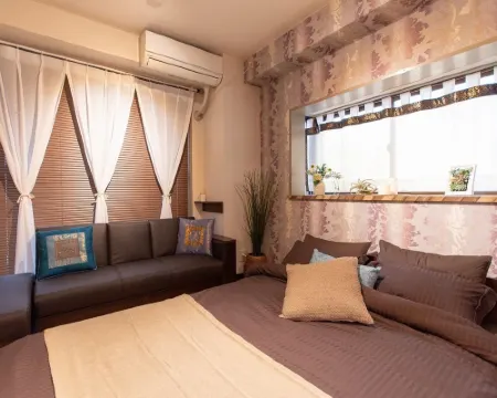 Omotenashi House Kawaguchi Hoteles en Kawaguchi