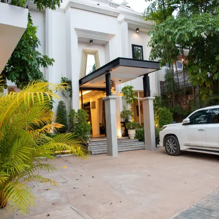 Boutique Indochine d'Angkor Отели рядом с достопримечательностью «Псар Чаас (Старый Рынок)»