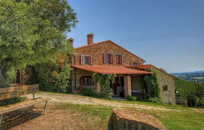 Holiday Home in Paciano Near Lake Trasimeno