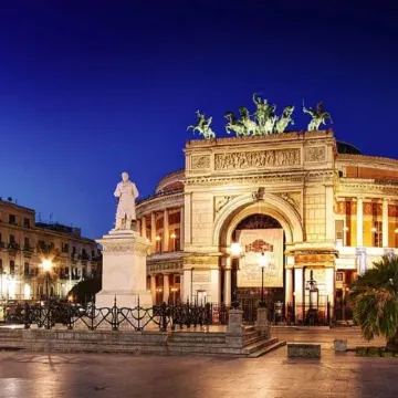 Palazzo Brunaccini Boutique Hotel