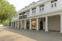 Saltstayz Autograph - Connaught Place Hotell i Kapas Hera Estate