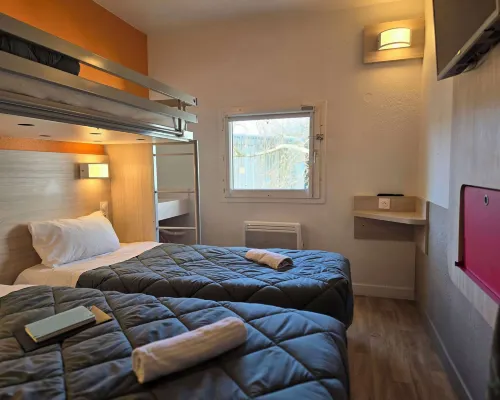 Première Classe Lyon Est - Beynost Hôtels à : Beynost