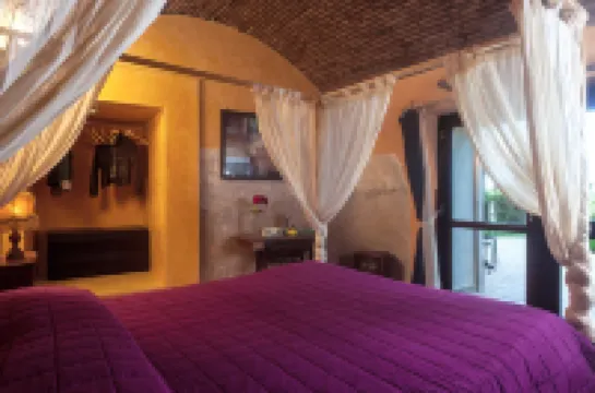 Tenuta Santa Tecla charming hotel in sicilian farm