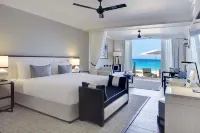 Fairmont Royal Pavilion Barbados Resort Hotels near Mullins Bay
