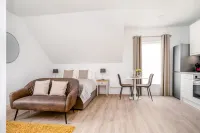 Citystay Living - Finch House - Condos