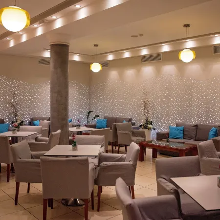 Pyramos Hotel