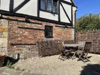 Stunning 2 Bed Cotswold Cottage Winchcombe Các khách sạn gần Upper Slaughter