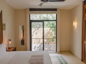 TreeHouse Boutique Hotel - Adults Only