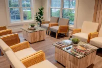 Grasshopper Inn Hotels in Ogunquit