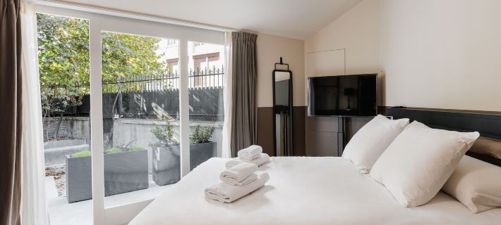 Arago - Entrée Autonome, réception en Ligne - Encore Mieux Hotels in Orleans