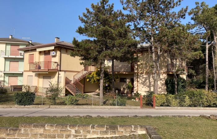 Bright Apartment Close to the Beach
