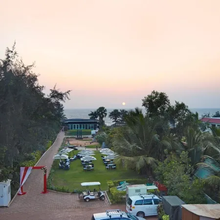 Fahrenheit Hotels & Resorts