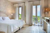 Almyra Hotel - Uima-altaat