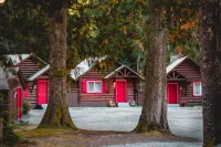 Gateway Inn & Cabins Hotels near Mount Rainier National Park
