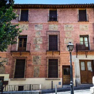 La Casa de Los Infantes by Toledo AP