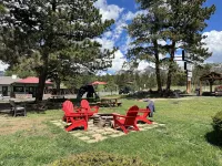 Estes Mountain Inn Hotels near Gem Lake Trail