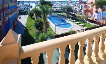 Apartamentos Marina Internacional