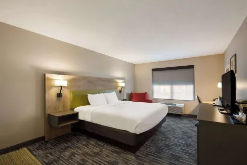 Country Inn & Suites by Radisson, Marion, IL - Gym