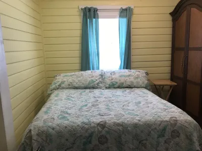 COZY BEACH HOUSE 1 BEDROOM