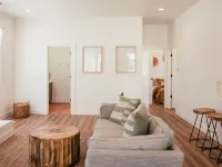 Luxury Village Home Close to Beaches and Wineries! Hotels in Arroyo Grande