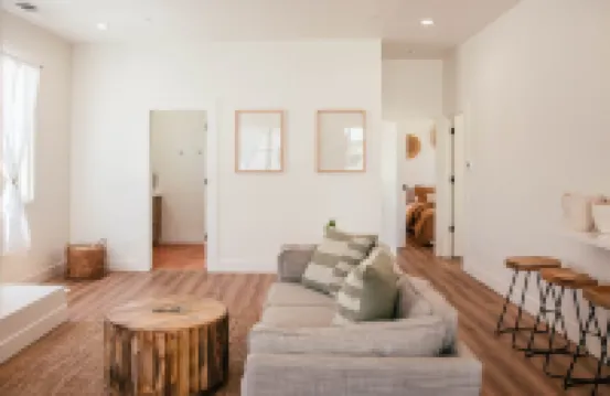 Luxury Village Home Close to Beaches and Wineries!