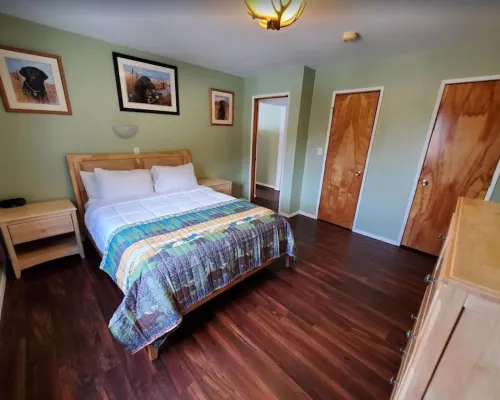 {Forget-Me-Not Inn} Alaskan Waterfront Vacation Rental (Eagle Suite) 시트카 호텔