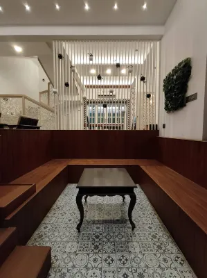 Live On Cloud 9 at Kochi โรงแรมใน