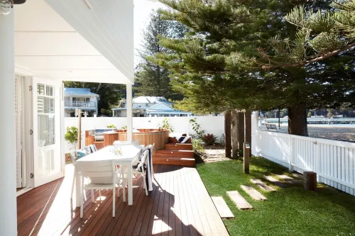 Beach Front House Outdoor Hot Tub Sauna Patonga住宿飯店