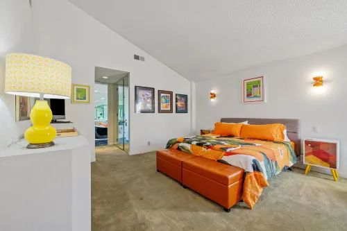 Mountain View Retreat in Palm Springs - Apartments