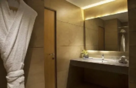 Click Hotel, Junagadh