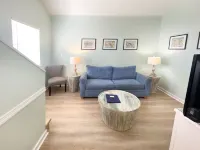 Charming Loft Suite and Cozy Cottages - Inviting Retreat