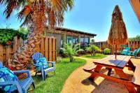 Charming Outdoor Oasis with Fire Pit and Cabana - Delightful Retreat Palmilla Beach Resort & Golf Club 주변 호텔