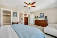 Access to Outdoor Adventures and Scenic Trails - Charming Retreat