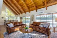 Private Hot Tub and Pool Table - Stunning Family Getaway