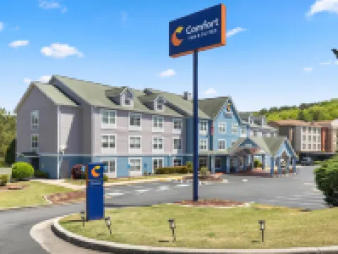 Comfort Inn & Suites Rome South Hotels in Floyd County
