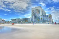 Oceanfront Private Balcony and Kitchenette - Gorgeous Coastal Retreat